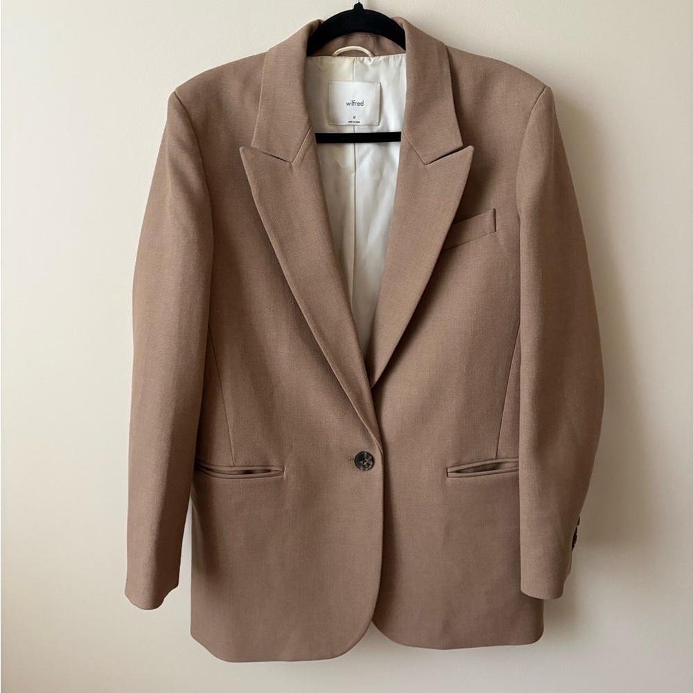 Aritzia Wilfred Tan Single-Button Blazer